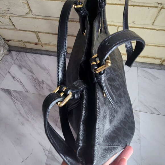 Like New Michael Kors Black Leather Monogrammed Tote Bag Purse - Picture 4 of 12